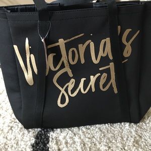 Victoria's Secret Cooler Tote! Victoria's Secret Cooler Tote!