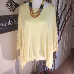 Gorgeous π delicate high/low blouse Gorgeous π delicate high/low blouse