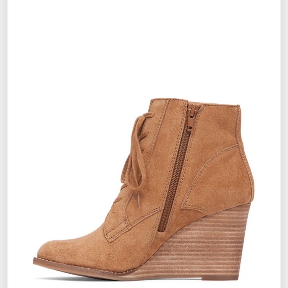 New! Lucky Brand Bootie!! - Picture 3 of 8