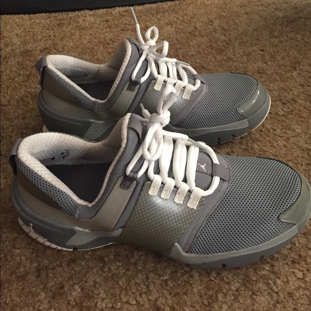 Jordan Shoes size 8 Silver