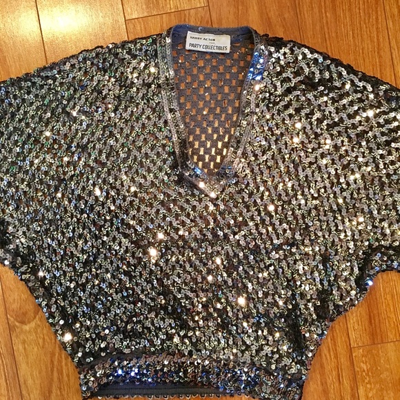 Vintage Sequent Sweater ✨ - Picture 3 of 6