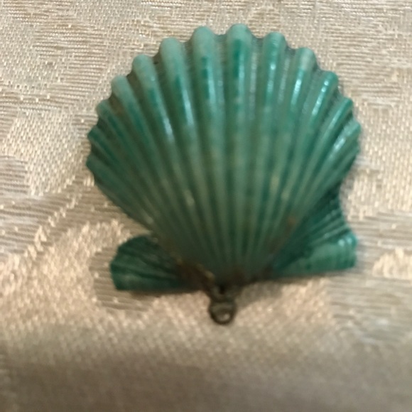 Turquoise Sea Shell Pendant - Picture 3 of 4