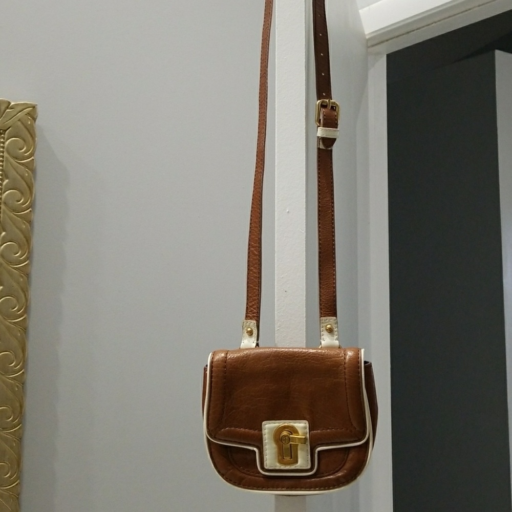 👜Beautiful Juicy Couture crossbody bag 😍👜💖