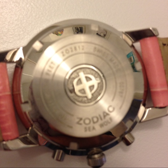 Zodiac Genuine Leather Sea Wolf Watch - Picture 2 of 3