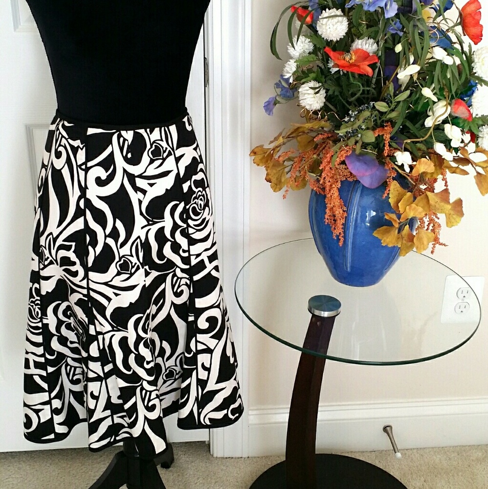 Ann Taylor size medium a line skirt