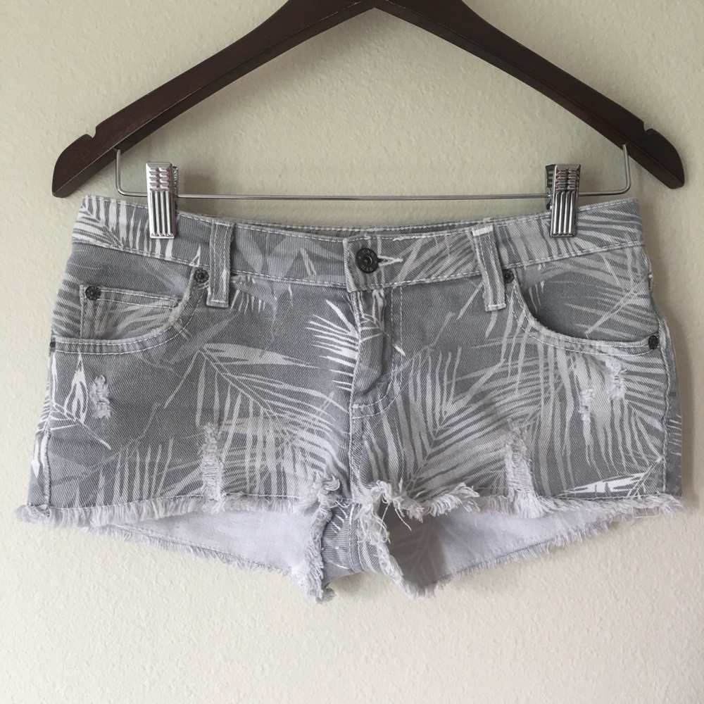 Carmar Shorts NWOT