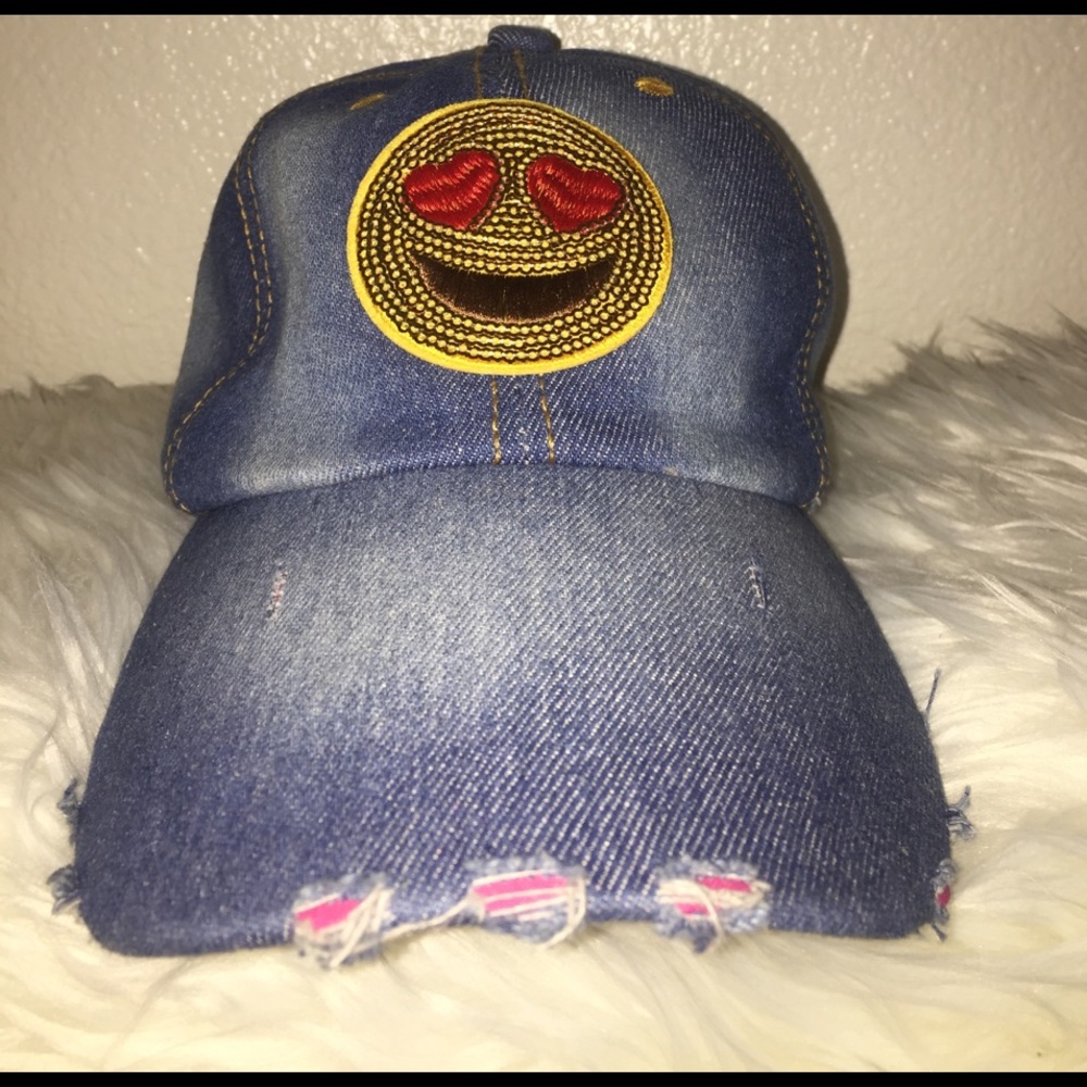 Heart Eye Emoji Hat