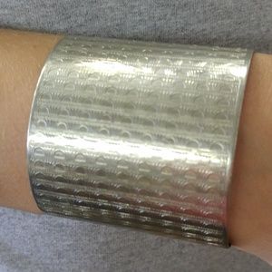 Vintage Embossed Cuff Bracelet Silver Metal Adjust Vintage Embossed Cuff Bracelet Silver Metal Adjust