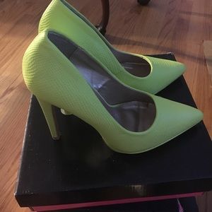 Neon green pointed toe heels