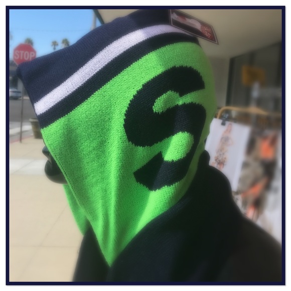 New England or Other Team Football Hoodie Scarf - Picture 6 of 8