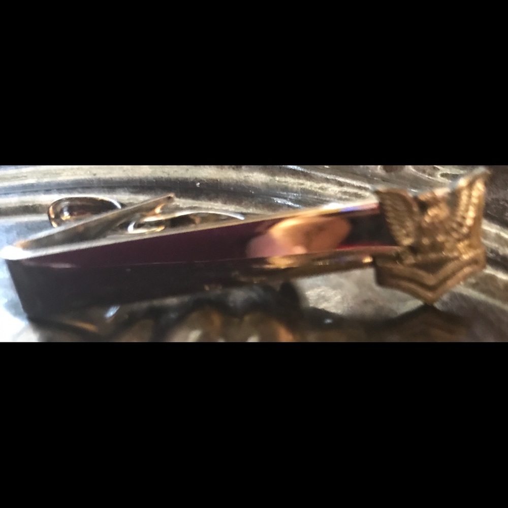 Tie clip