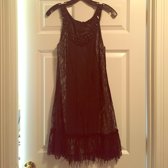 NEW BCBG cocktail dress / fringe style - Picture 3 of 5