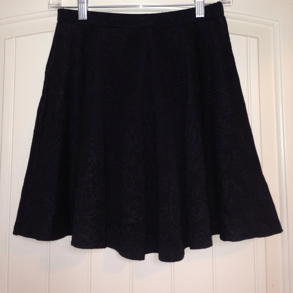 NWOT Love Culture skirt