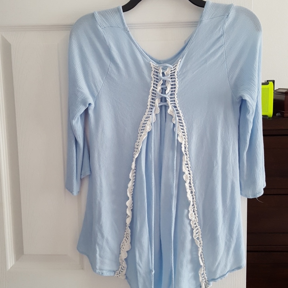 Flowy, corset-like detail top