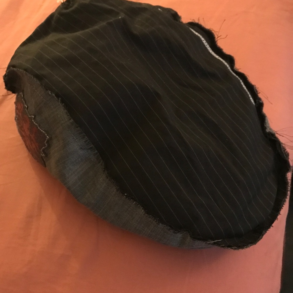 Black and pin strip page boy hat