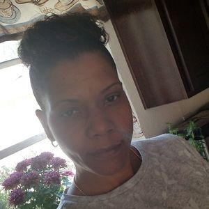 Meet your Posher, Regina