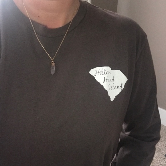 ✨ONE LEFT!✨ Quartz Dagger Necklace - Picture 4 of 6