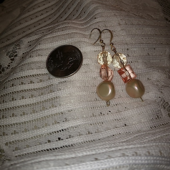 Fishhook dangling earrings - Picture 2 of 3