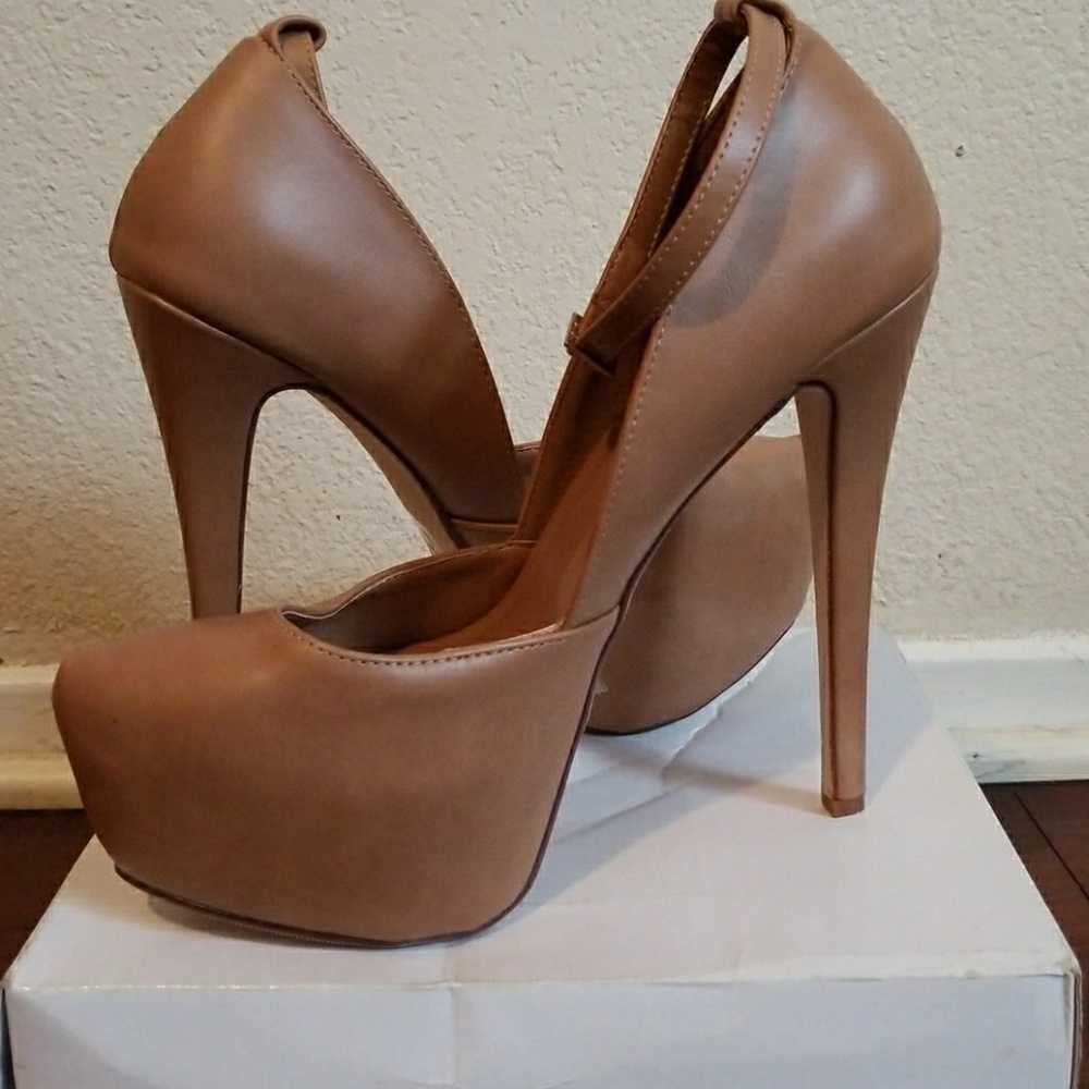 Lolashoetique