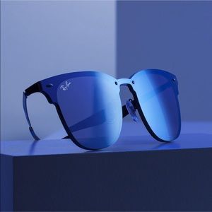 Meet your Posher, Farzad