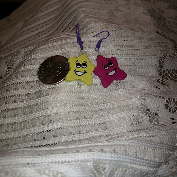 Childrens earring - Picture 3 of 3