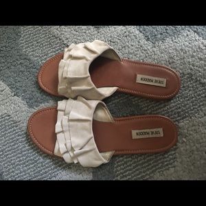 Steve Madden Sandal Style(Get Down) 9.5