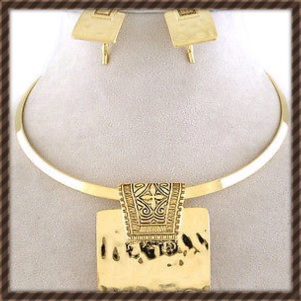 Egyptian Style Necklace and Earring Set
