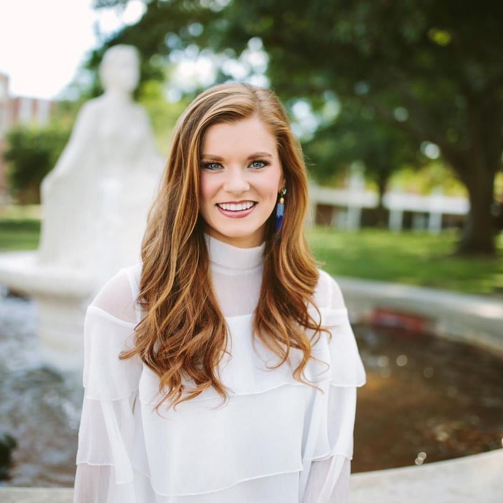 Meet your Posher, Eva