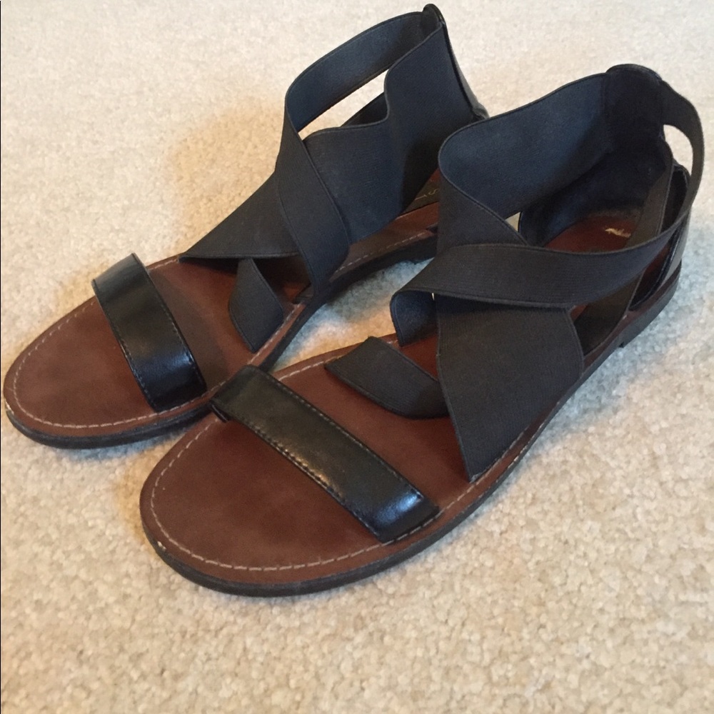 Black Steve Madden sandals | size 8