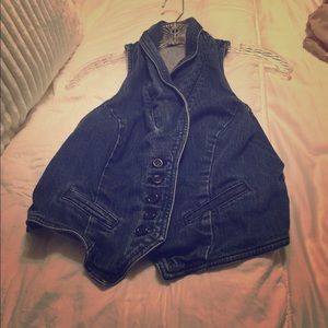 Cute Blue Body Central Vest