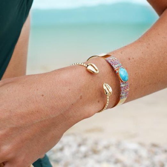 Cauri Shell Bangle/Cuff 14 KT Gold plated. - Picture 2 of 4