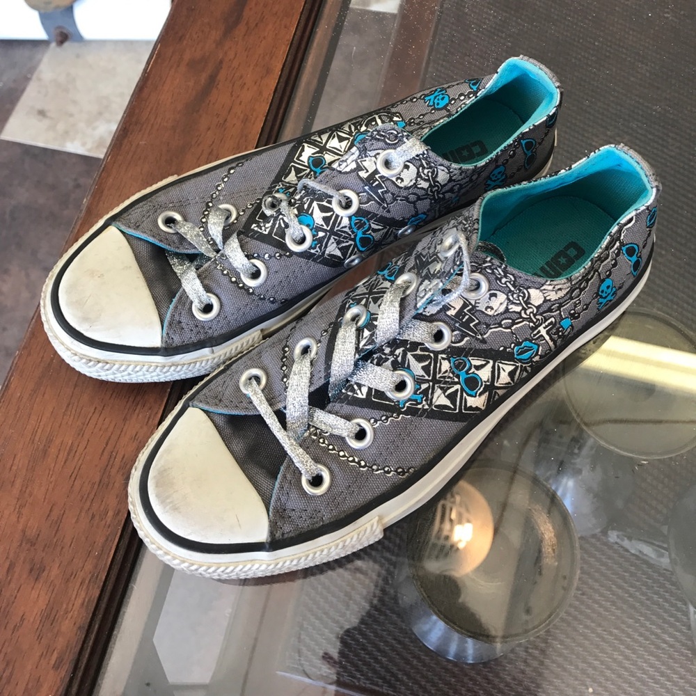 Converse