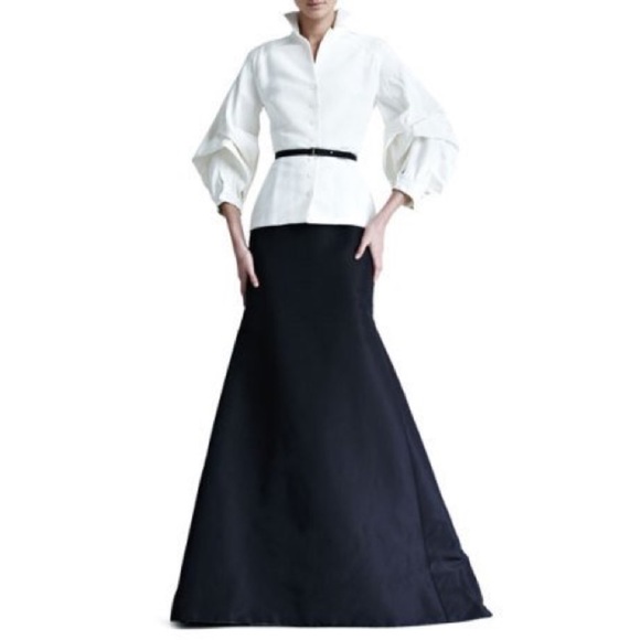 SOLD HP🎉 EUC Carolina Herrera Silk Faille Blouse - Picture 5 of 6