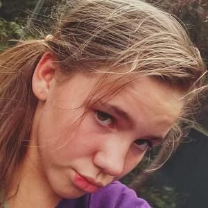 Meet your Posher, Krystal