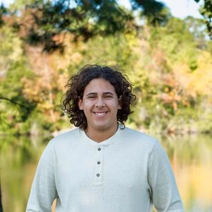 Meet your Posher, Ethan