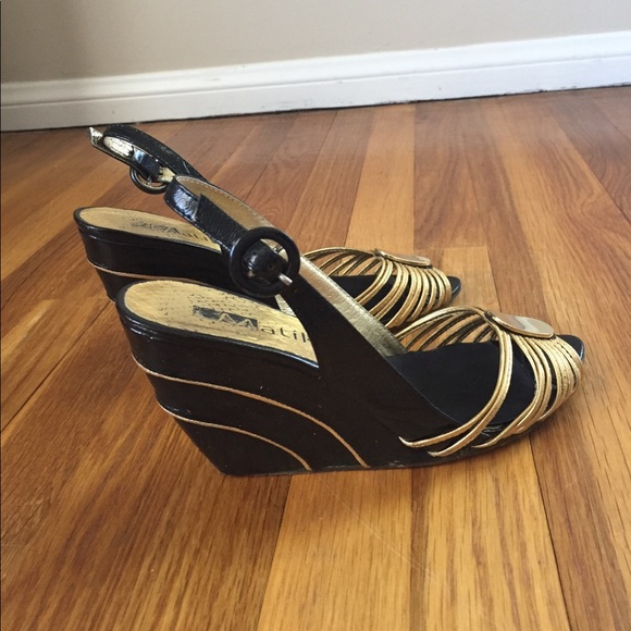 Unique gold wedge! - Picture 4 of 4