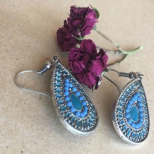 Adorable turquoise EARRINGS!