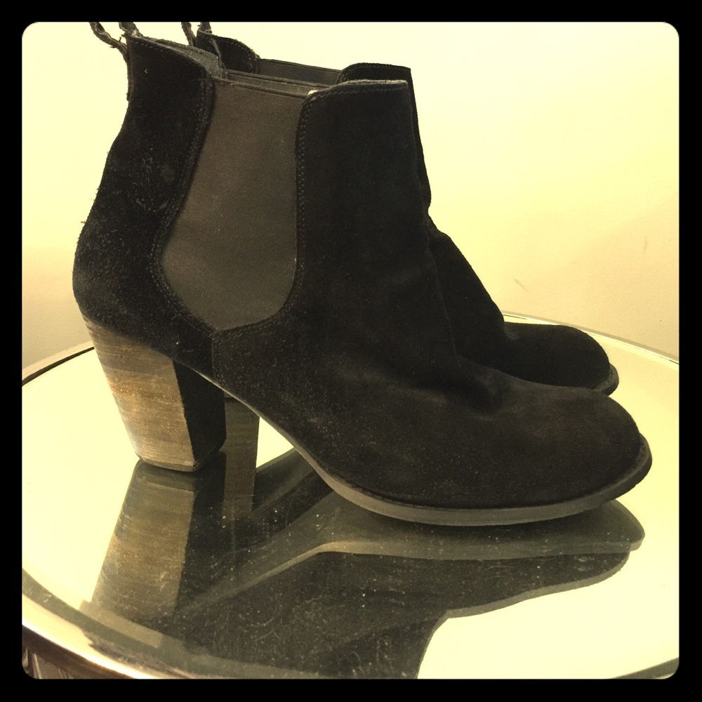 Ankle boots
