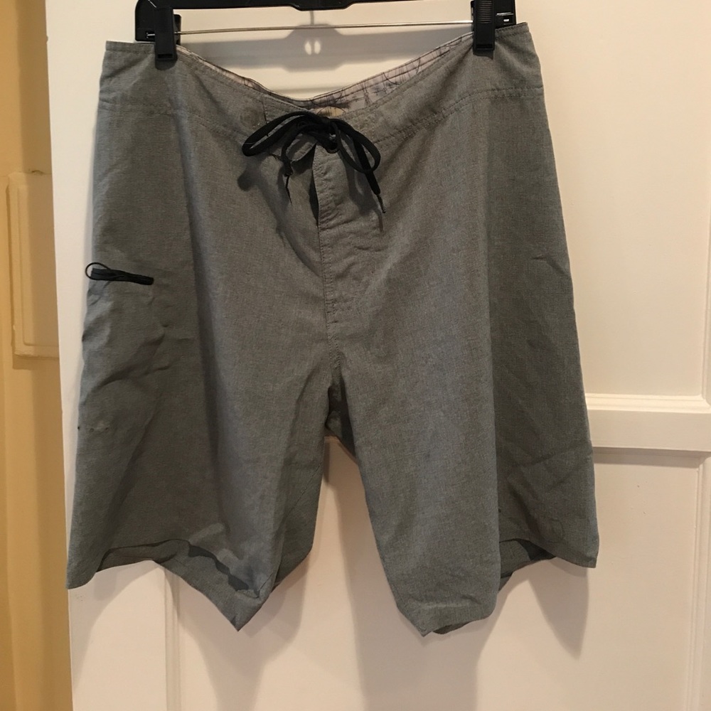 Volcom Shorts size 34