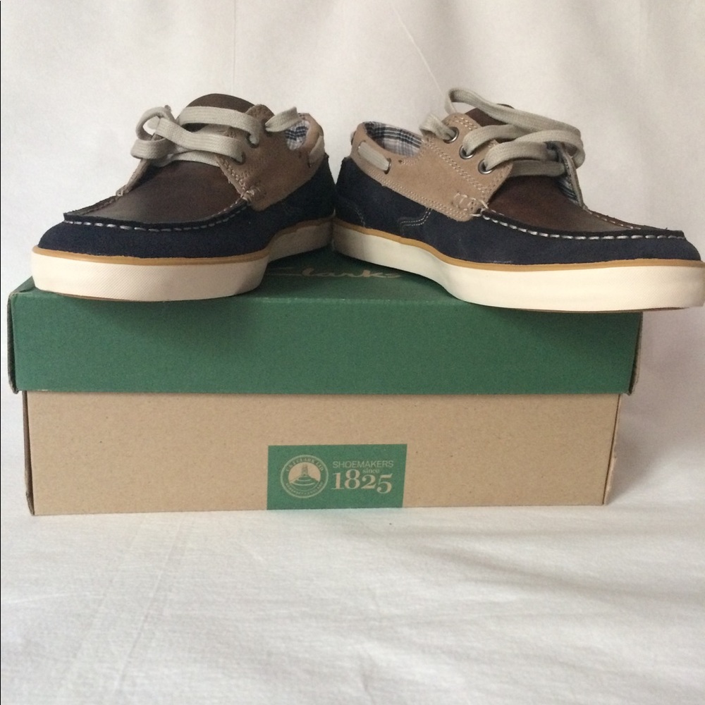 Clarks mens lace suede shoes