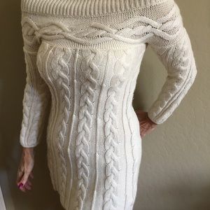 Knitted beige dress by Moda International XS, mini