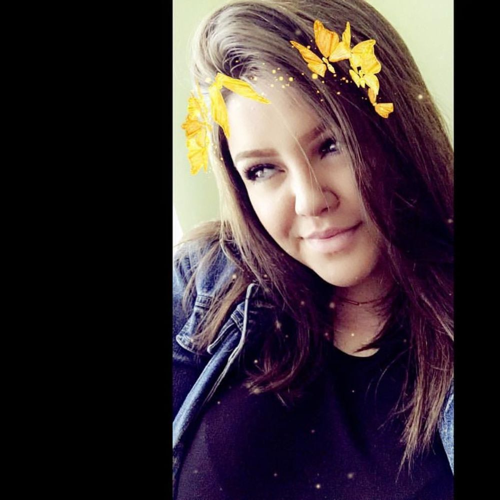 Meet your Posher, Emily