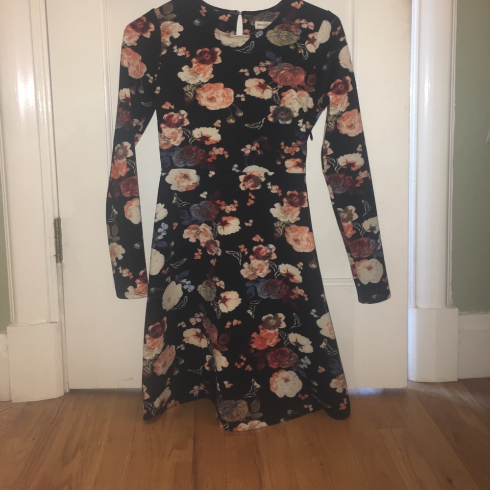 Abercrombie & Fitch Floral Dress