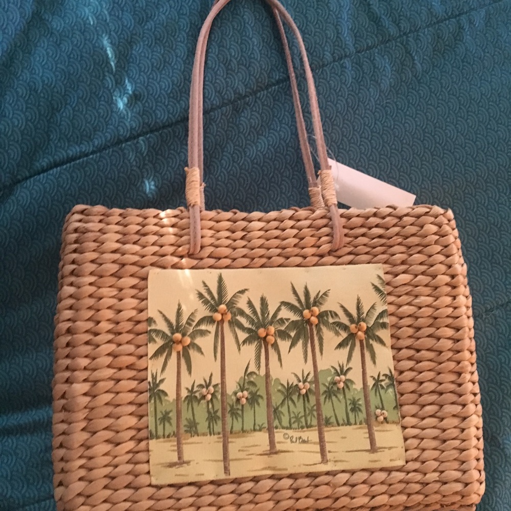 Sun and Sand Straw Handbag. NWOT