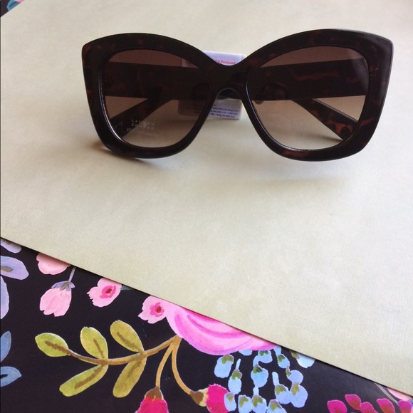 LC Lauren Conrad Accessories - Lauren Conrad sunglasses!