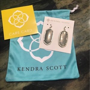 Kendra Scott Elle earrings