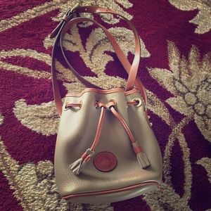 Vintage Dooney and Bourke Crossbody