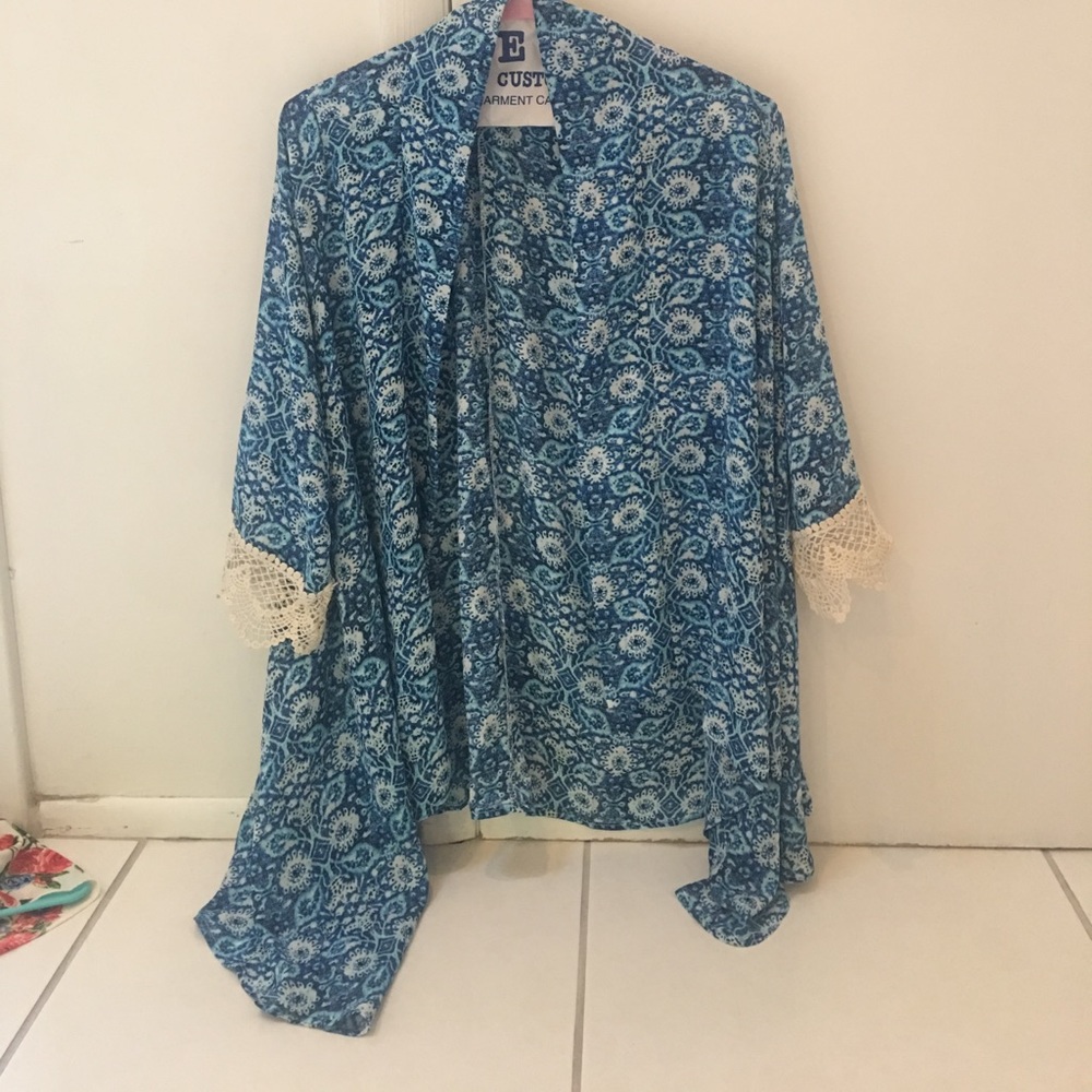 Perfect beach kimono
