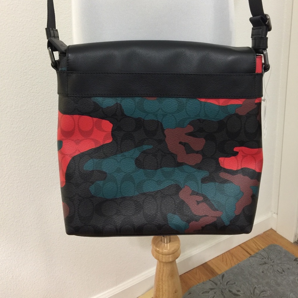 Coach Purse NWT - Picture 3 of 8