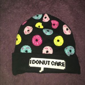 "I Donut Care" beanie "I Donut Care" beanie
